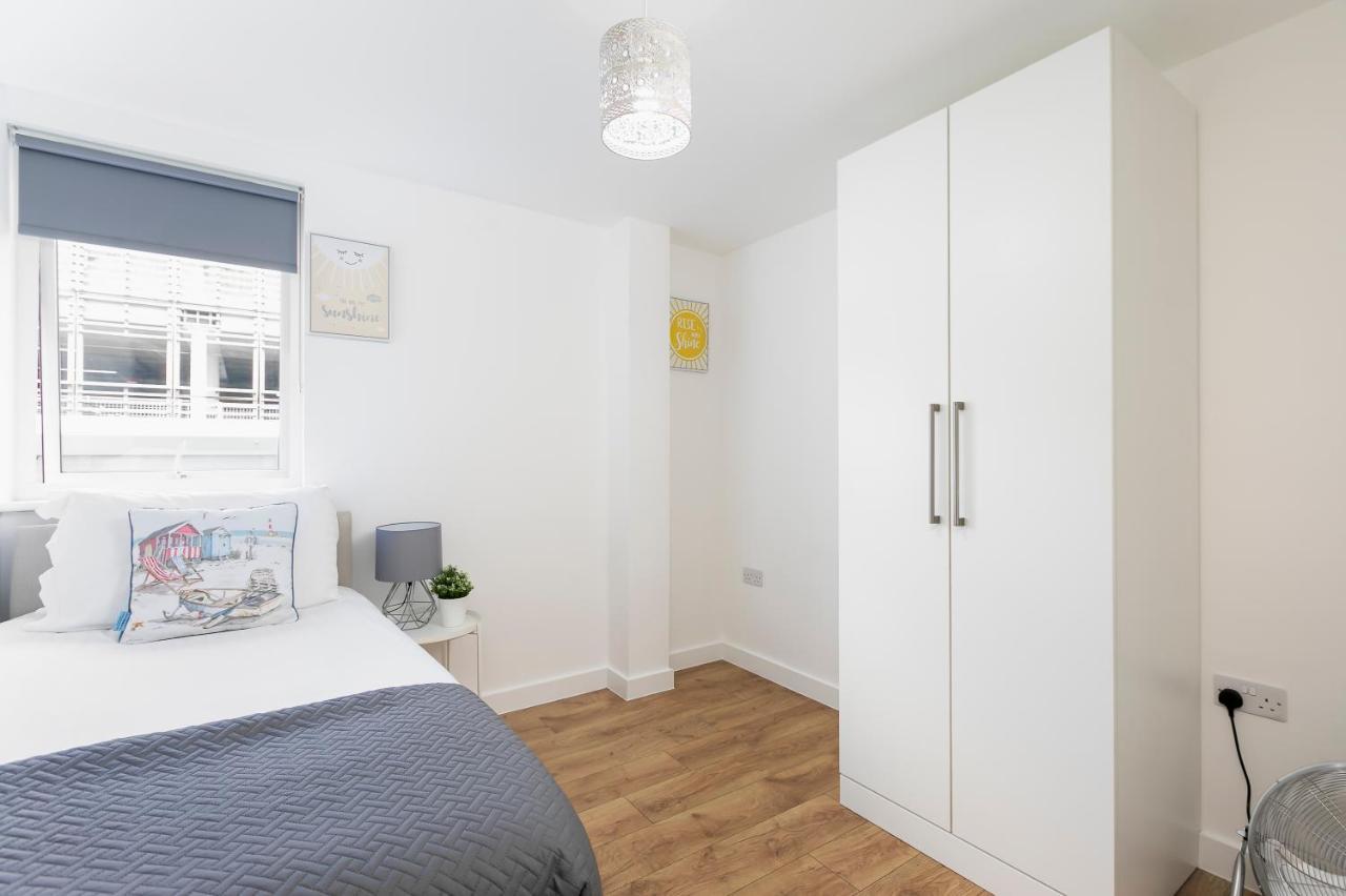 Skyvillion - 4 Bed Luxury Apartment With Balcony & Parking Enfield Εξωτερικό φωτογραφία